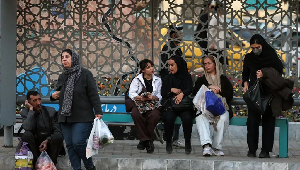 لماذا عاد الطلاب الإيرانيون إلى الشوارع؟