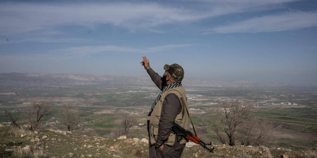 مجموعات كردية في إيران تواجه معضلة خطيرة وسط غموض الأهداف الأمريكية
