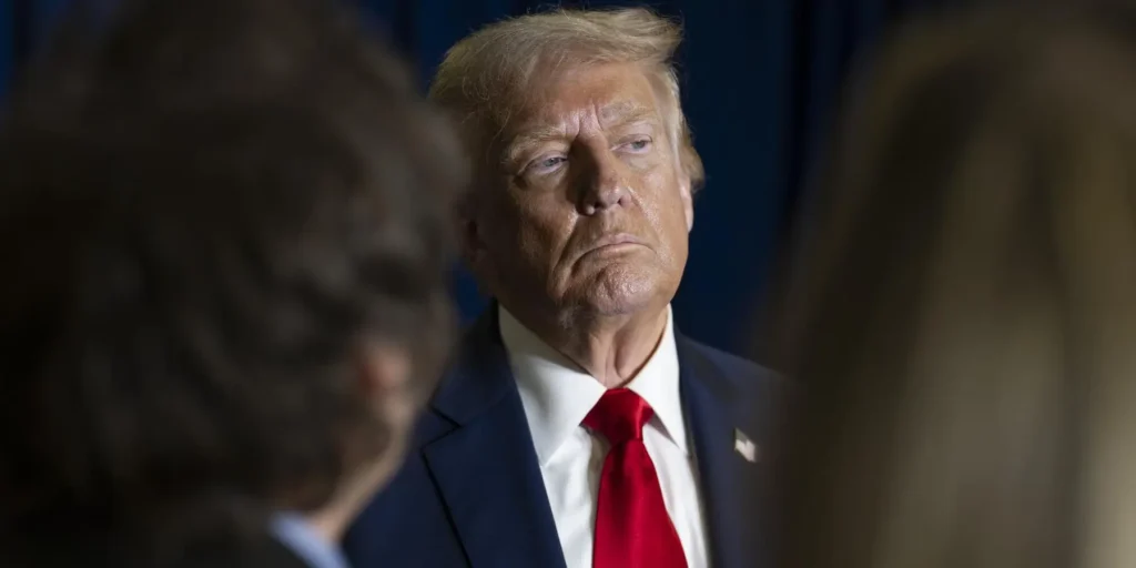 نافذة ترامب للخروج بصورة مشرفة قد تُغلق الآن