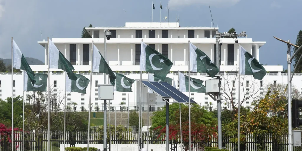 آیا مذاکرات آتشبس آمریکا و ایران در پاکستان محکوم به شکست است؟