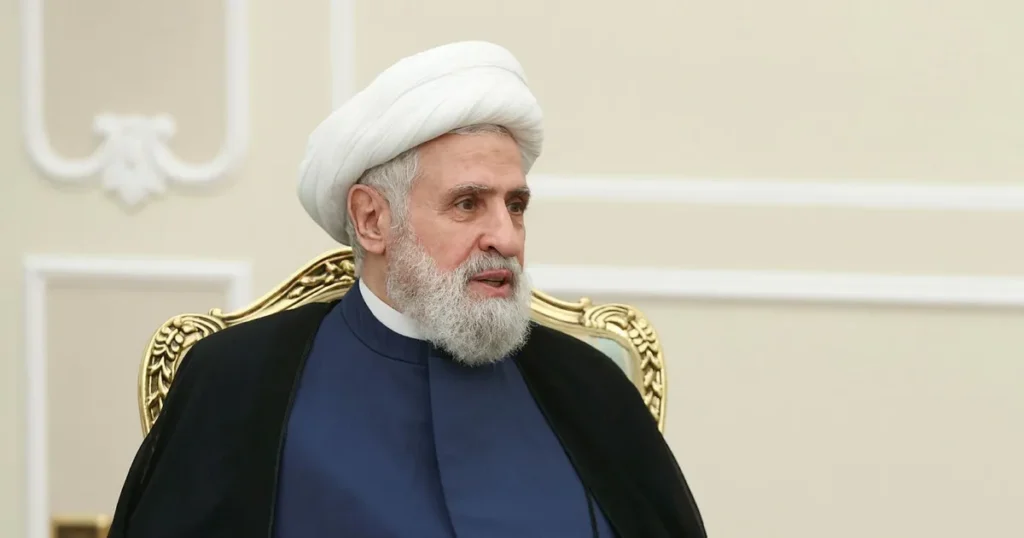 روابط سوریه و حزبالله: عملگرایی بر رقابت غلبه میکند Hezbollah Secretary-General Sheikh Naim Qassem seated during a discussion on Syria Hezbollah relations.