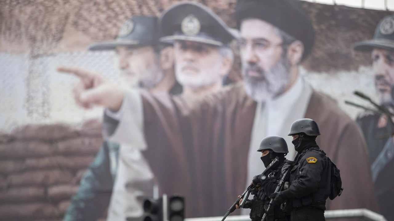 انقسام عميق في طهران بعد تفجير نووي إيراني 4 87ad81ae 0c57 40ba ad45 c23f9af9d1a0 1