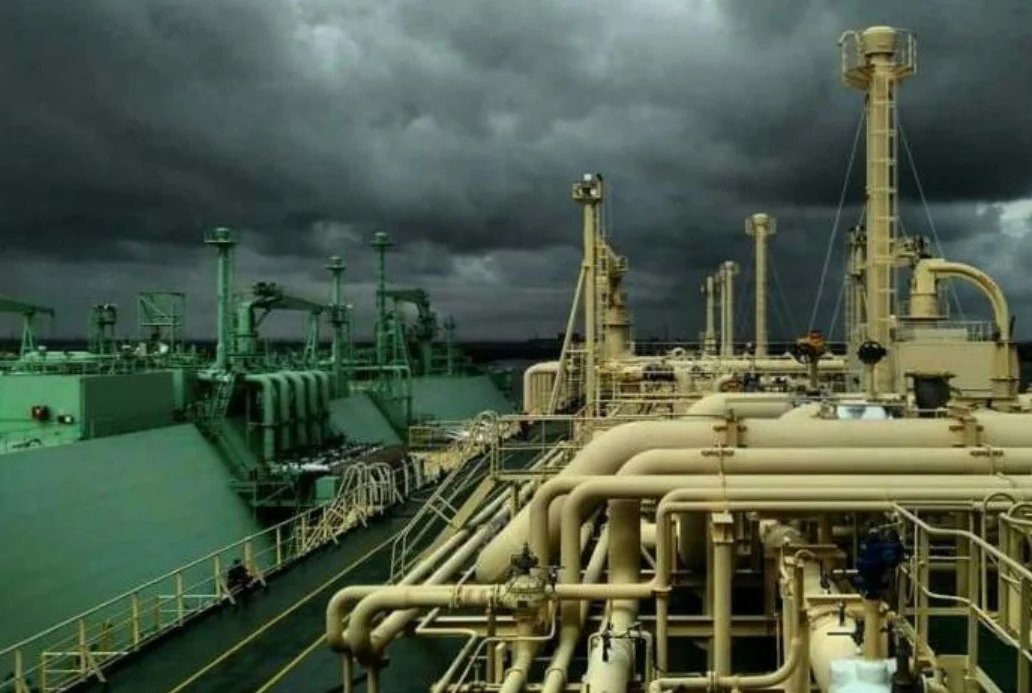 Pakistan LNG Crisis Deepens Amid Hormuz Strait Closure 2 f5522891 fef4 4b7e a128 9e8a65b14ec7 1