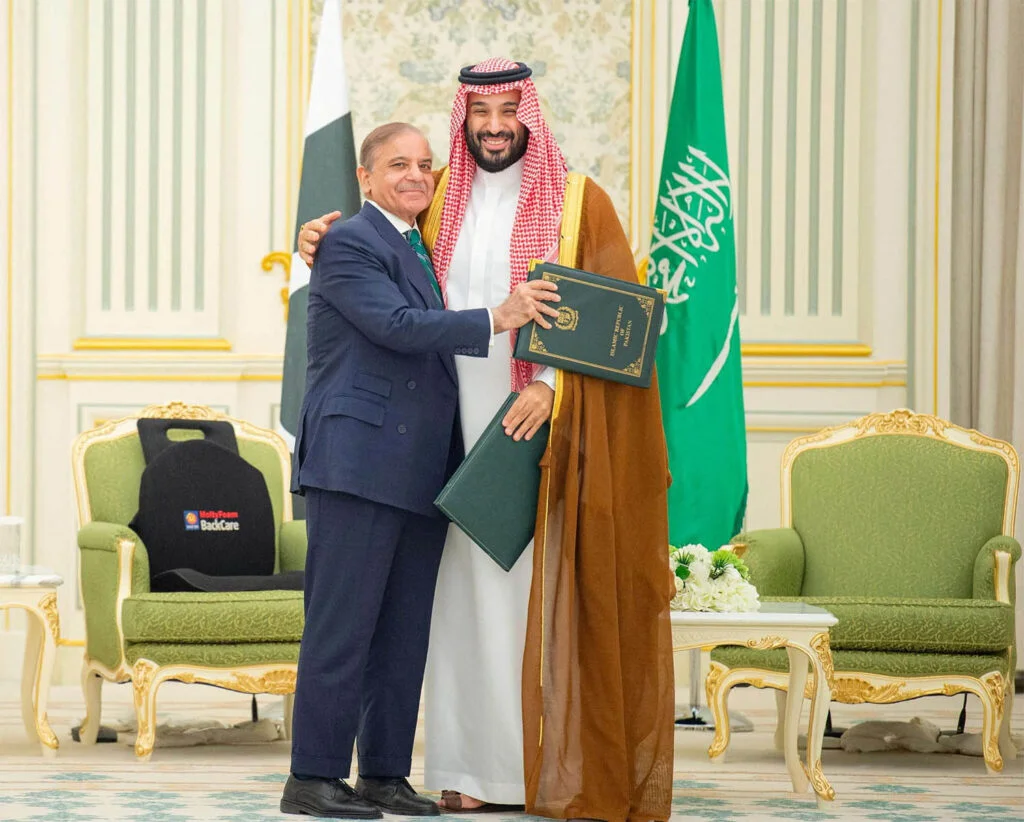 Gulf States Hedging Pairs Indian Trade With Pakistani Arms 2 66eb6496 8a40 46f1 88ea e96a09e72f48 2