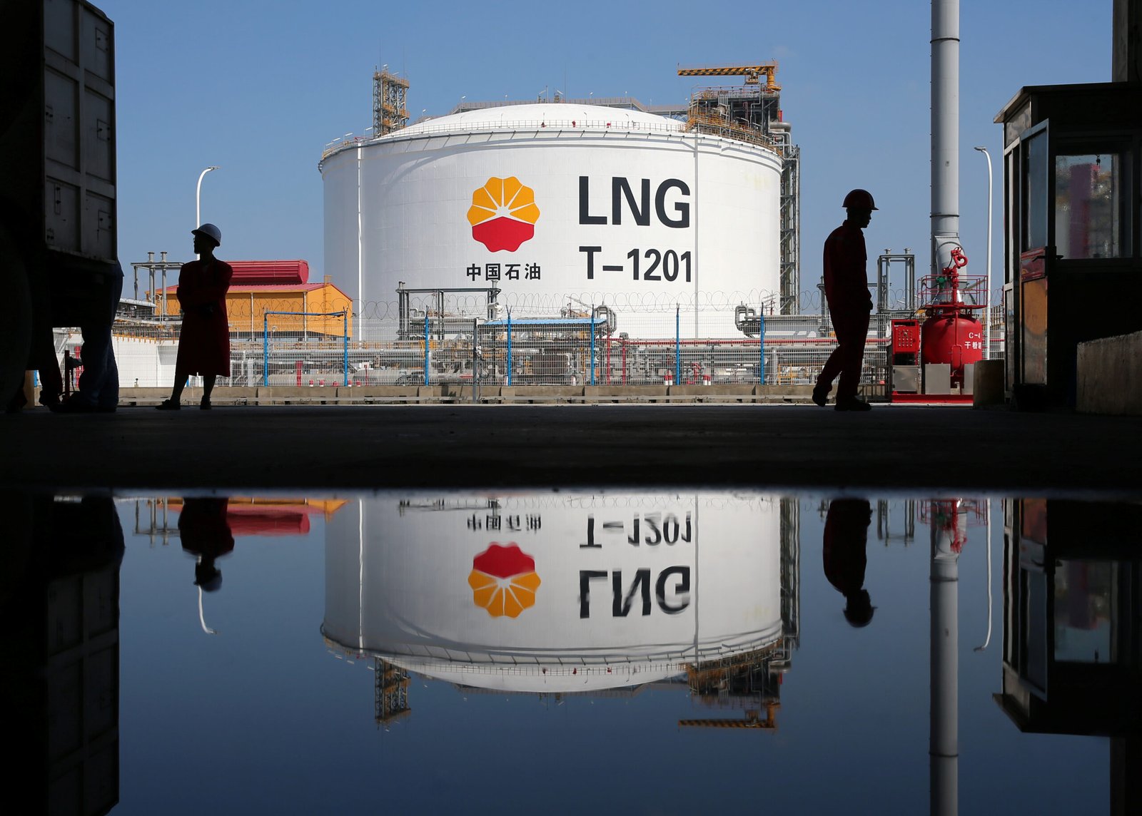 Gulf Oil Storage in Asia Offers Immediate Hormuz Hedge 3 f671e1d8 6f05 4377 9a27 d89b449ebc96 3